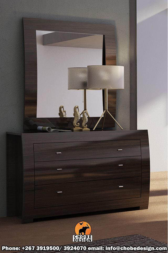 Valencia Dresser